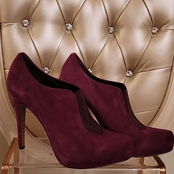 BCBG Priyah Burgundy Suede Booties - Picture 4 of 16
